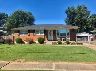 5317 Winslow Dr, Louisville, KY 40272