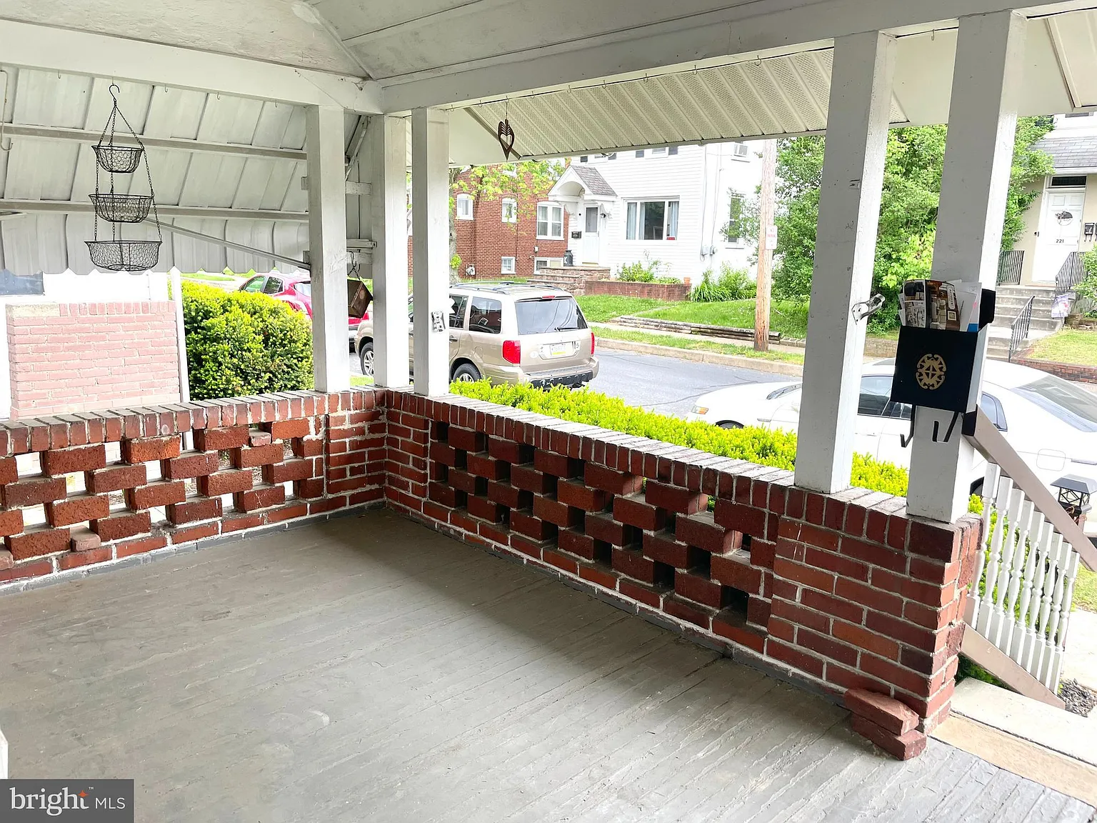3 bed, 1166 sqft, $2,400 — Photo 3