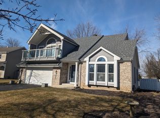 159 Brookwood Ln E, Bolingbrook, IL 60440