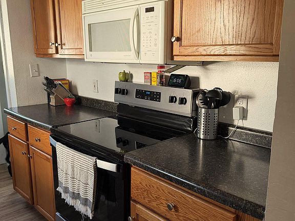2nd image of 1652 Bertch Ave