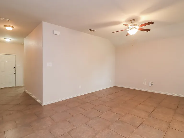 7648 Hollow Point Dr — Photo 3
