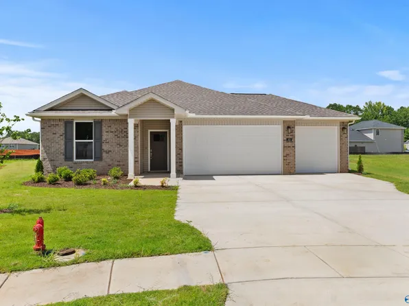 103 Gladeview Ct, Hazel Green, AL 35750