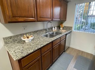 Whittier Unit with Move in Special!, Whittier, CA 90602
