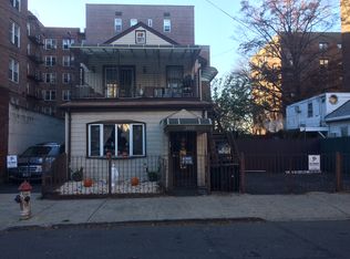 2656 E 13th St, Brooklyn, NY 11235