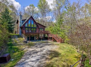 507 Angel Fields Rd, Franklin, NC 28734