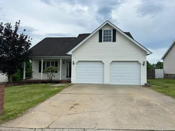 203 Nicole Dr, Hurricane, WV 25526