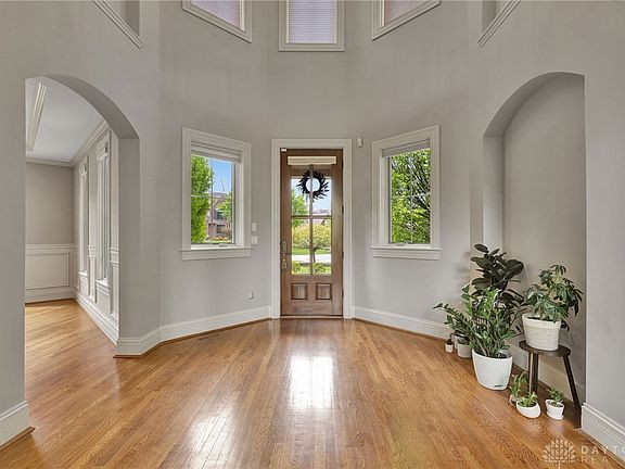3rd image of 3656 Carmelle Woods Dr
