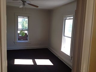 2nd image of 813 Elizabeth St APT 2