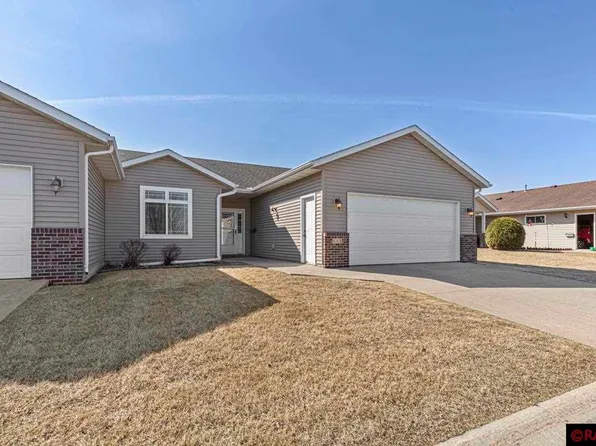 643 Ashley Ln SE, Owatonna, MN 55060