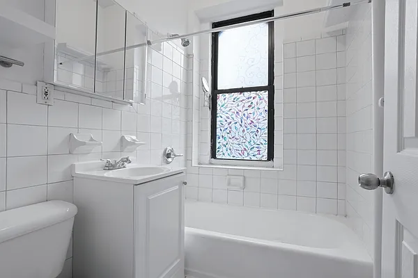 Rented by Pinnacle City Living | media 5