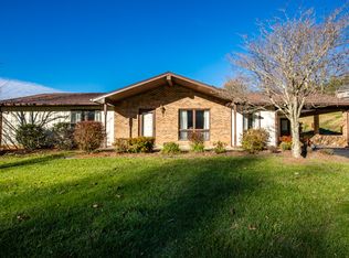 110 Sherwood Dr, Galax, VA 24333