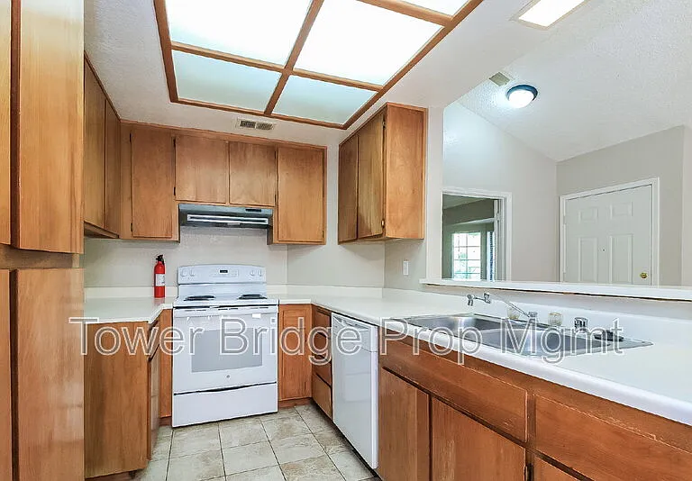 2277 Sandcastle Way — Photo 16