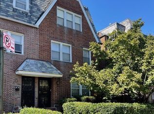 33-32 73rd St, Jackson Heights, NY 11372