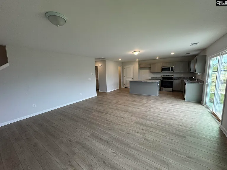 3062 Hallsdale Dr — Photo 7