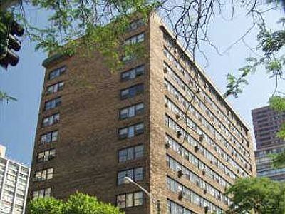 1st image of 352 W Oakdale Ave #12