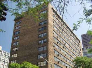 352 W Oakdale Ave #12, Chicago, IL 60657