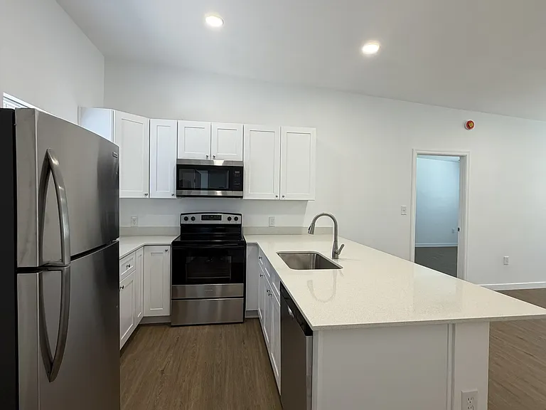 1406 S Curtis Ave #1 — Photo 4