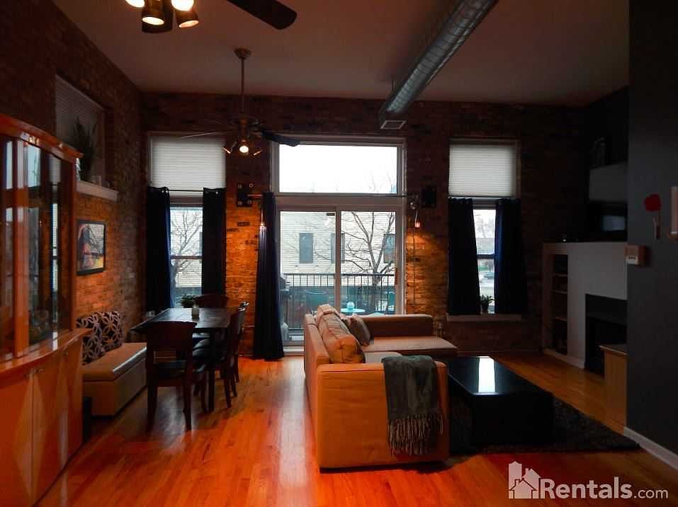 1st image of 2330 W Belmont Ave