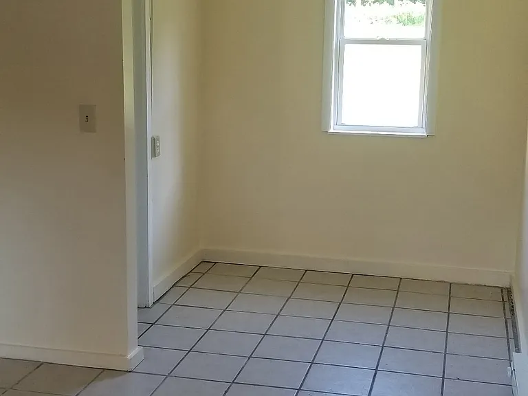 bedroom / office space