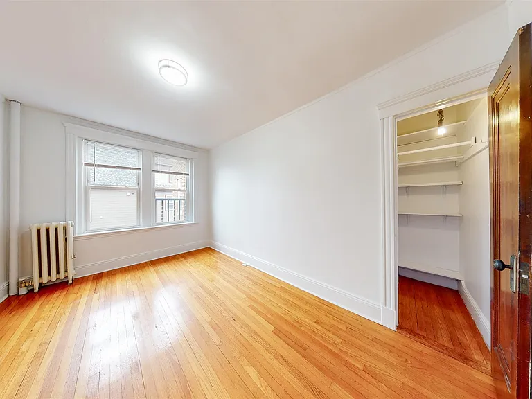 172 Maple St — Photo 9