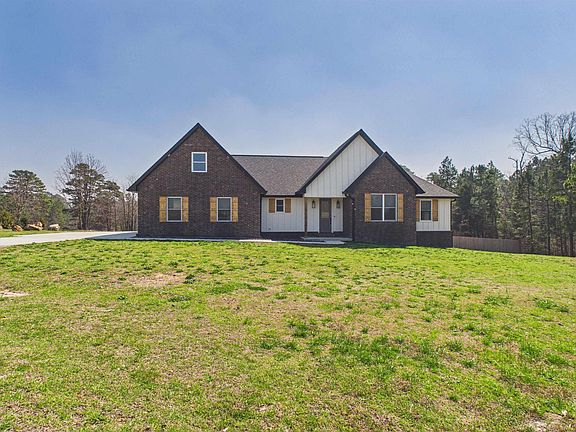 2nd image of 850 Swiss Mountain Dr