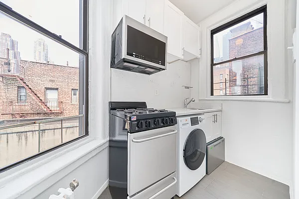 Rented by The Agency | media 11