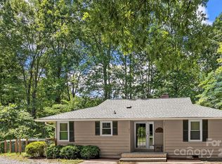 211 Ioka Hills Rd, Columbus, NC 28722