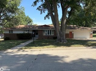 1301 E Cherry St, Red Oak, IA 51566