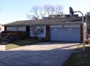 1123 Leahy Cir E, Des Plaines, IL