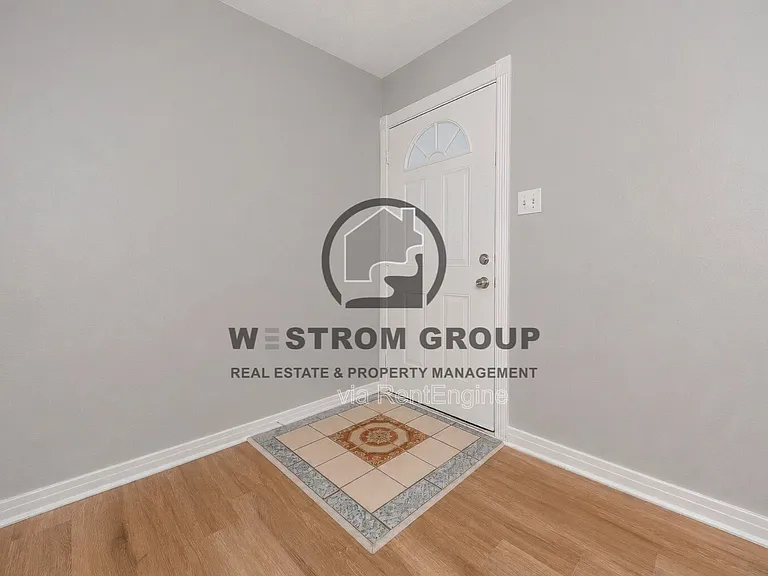 136 Arthur Dr — Photo 4