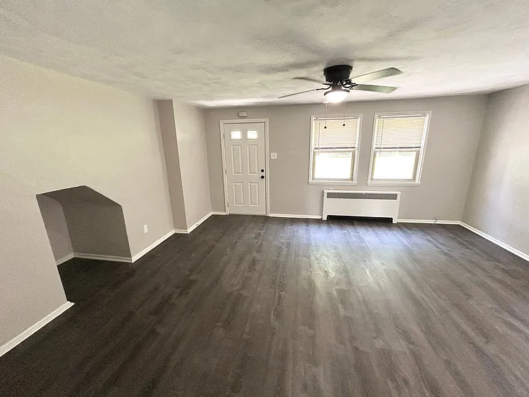 Charming 1, 2, and 3-Bedroom Townhomes in a Quiet Pittsburgh Neighborhood — Photo 50