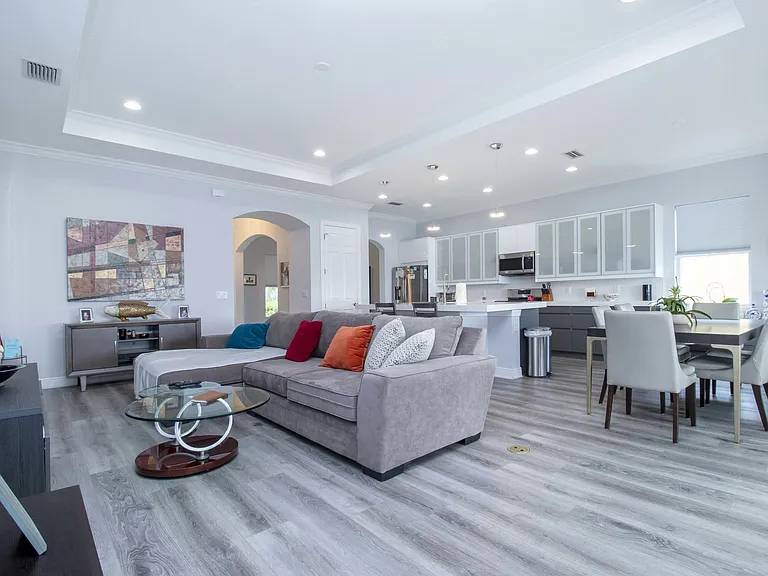 1030 Overlook Ct — Photo 16