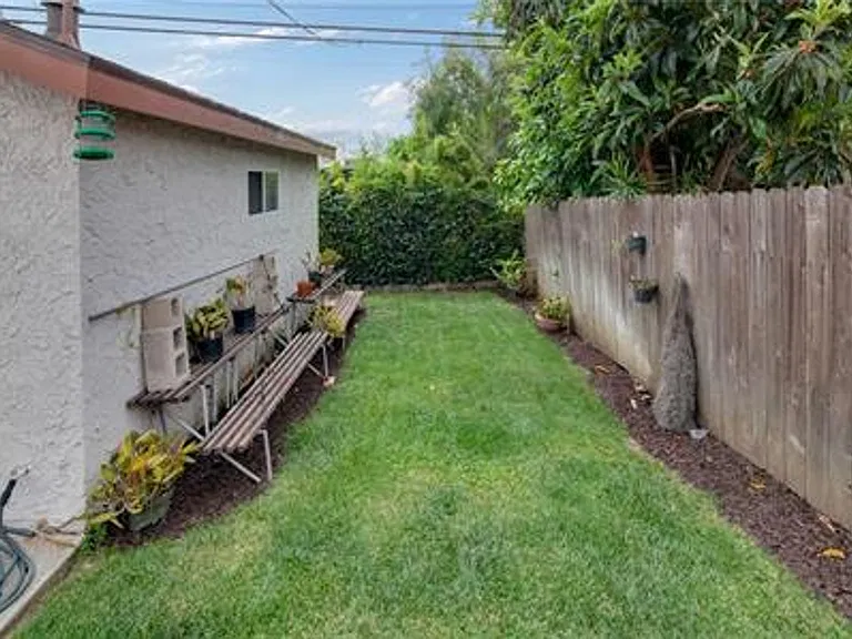 157 Avenida Serra — Photo 17