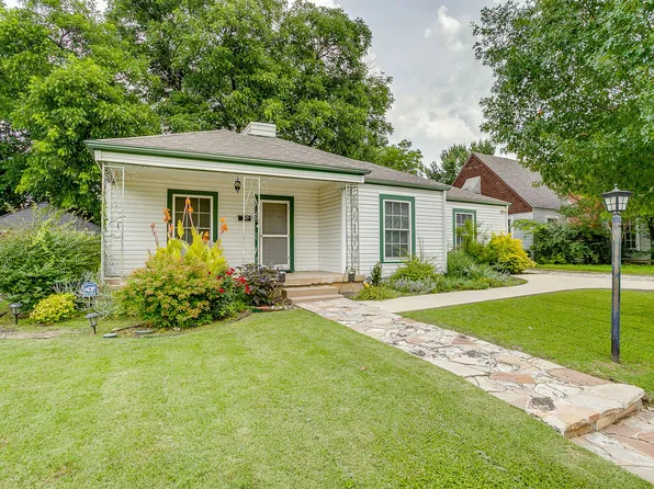 3619 Winston Rd, Fort Worth, TX 76109