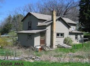11 Clinton St, Grassflat, PA 16839