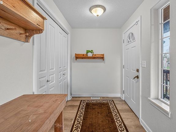 3rd image of 1645 3rd St