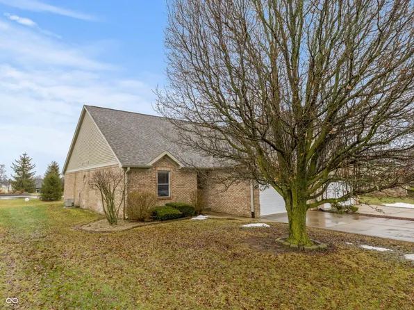 101 Country Ct, Danville, IN 46122