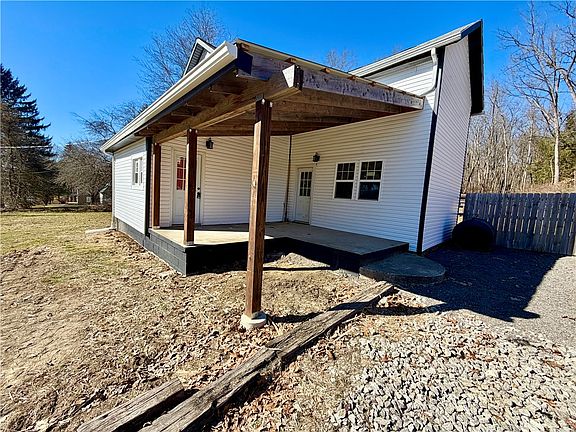 3rd image of 1010 Kiester Rd