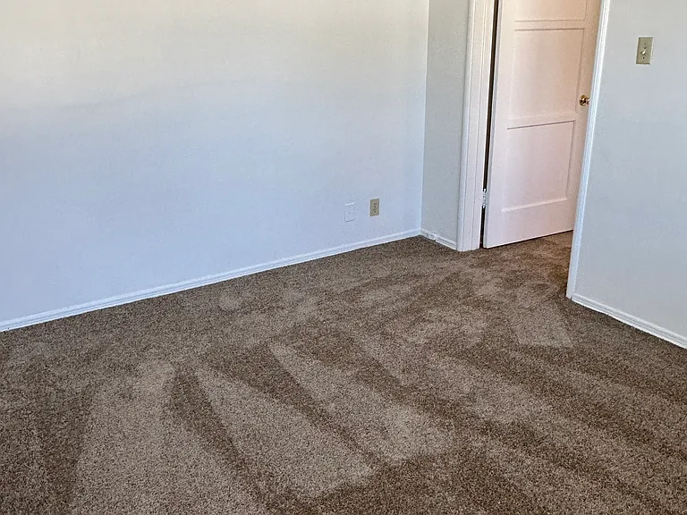 1225 Harvard St #8 — Photo 17