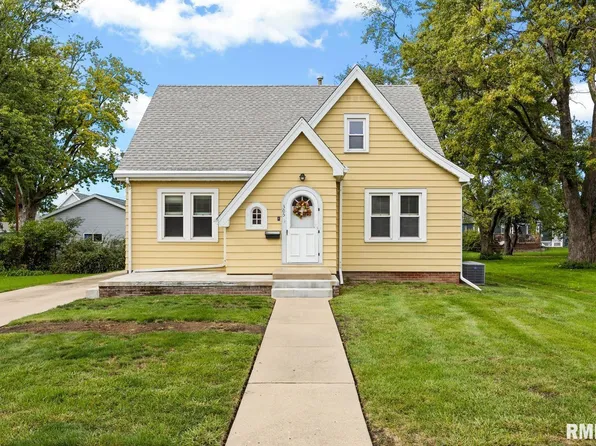 305 N 2nd Ave, Morton, IL 61550