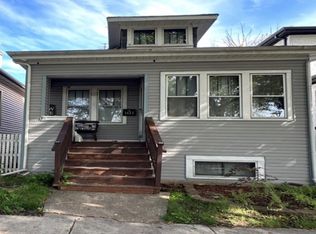 1421 Gunderson Ave, Berwyn, IL 60402