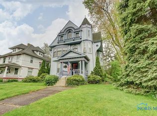 327 W Wooster St, Bowling Green, OH