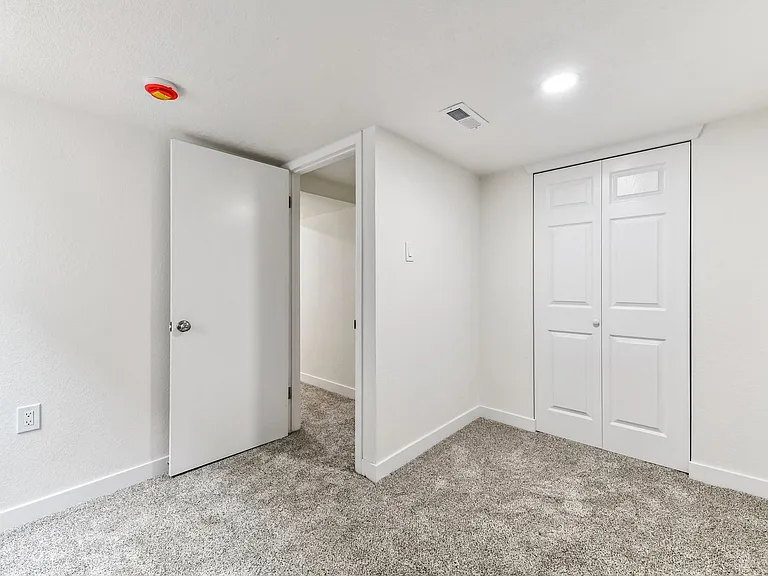 1325 Lansing St — Photo 21