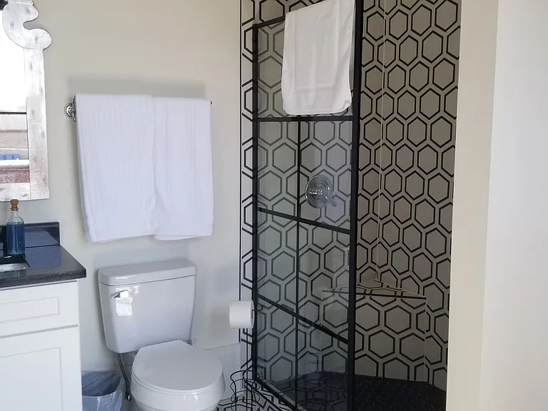 2 bed, 2.0 bath, 1600 sqft, $2,500 — Photo 29