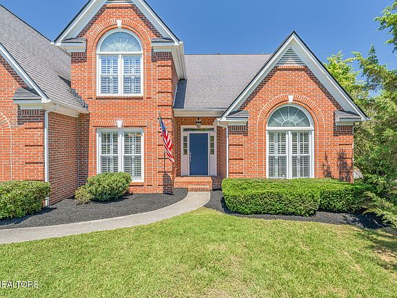 2nd image of 1028 Glensprings Dr