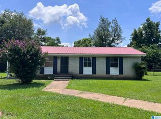 107 Woodland Dr, Talladega, AL 35160