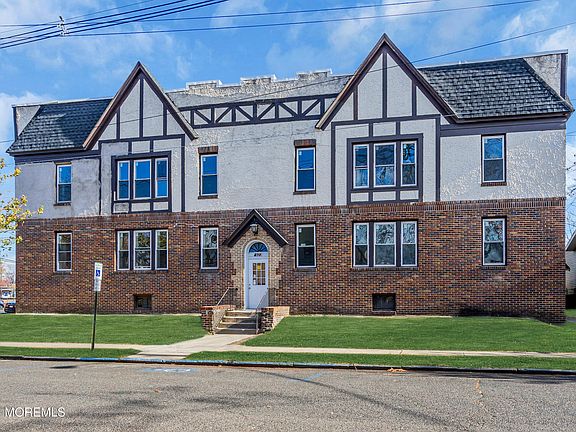 4th image of 922 4th Ave APT 3B