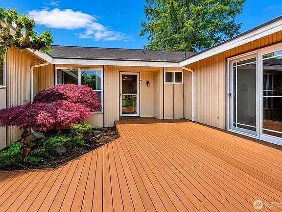 4th image of 2820 Alpine Street SE