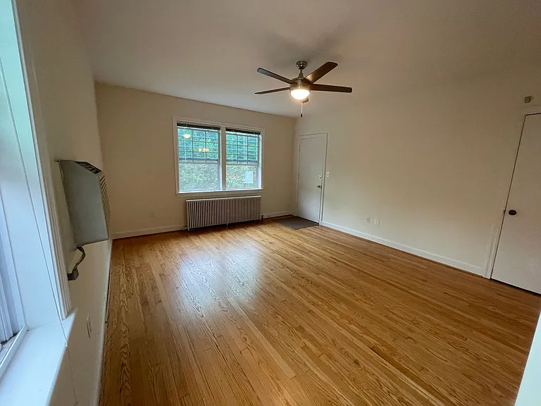 2614 41st Street NW — Photo 15