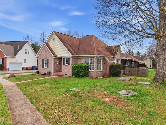 3rd image of 3200 Stage Run